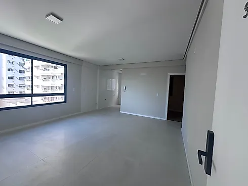 Apartamento 2 Dormitórios, sendo 1 Suíte
