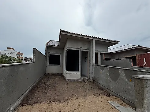 Casa Geminada 2 Dormitórios