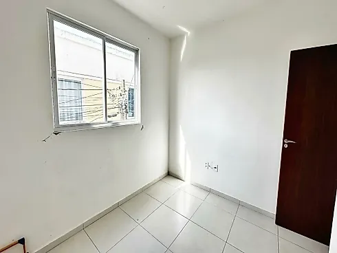 Apartamento 2 Dormitórios - Foto 9