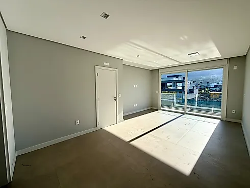 Casa 3 Dormitórios, sendo 1 Suíte, Fundo Lago - Foto 21