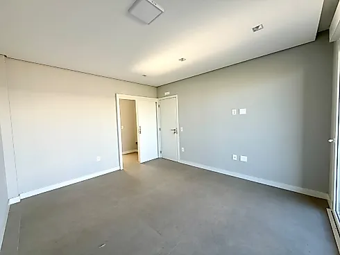 Casa 3 Dormitórios, sendo 1 Suíte, Fundo Lago - Foto 14