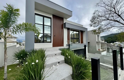 Casa com 4 quartos em Pedra Branca, Palhoça