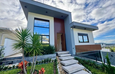Casa com 3 quartos em Pedra Branca, Palhoça