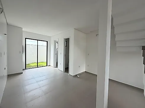 Sobrado 3 Dormitórios, sendo 1 Suíte - Sobrado geminado em Nova Palhoça, Palhoça - Foto 5