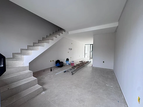 Sobrado geminado em Aririú, Palhoça