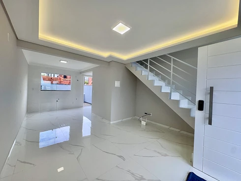 Sobrado geminado em Bela Vista, Palhoça