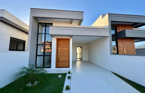 Casa Geminada com 2 quartos em Forquilhas, São José