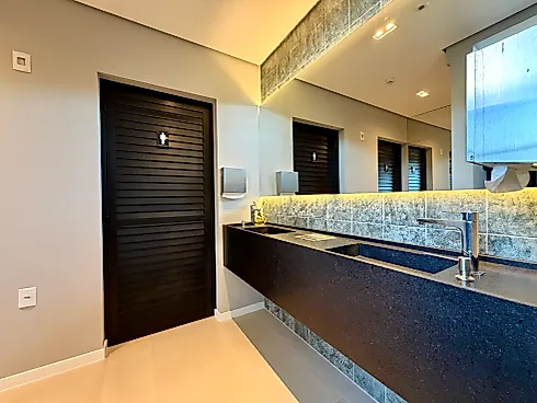Apartamento 2 Dormitórios, sendo 1 Suíte - Foto 45