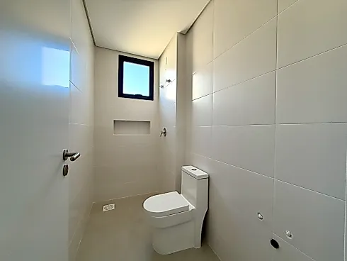 Apartamento 2 Dormitórios, sendo 1 Suíte - Foto 19