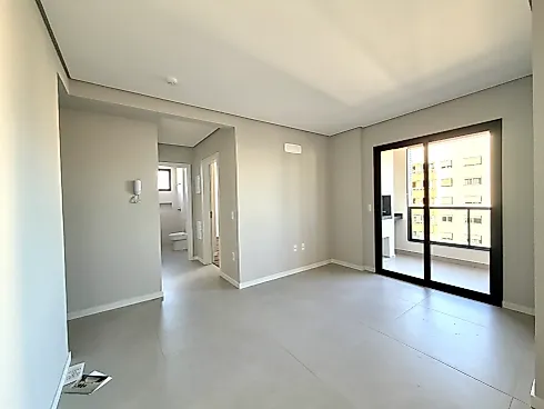 Apartamento 2 Dormitórios, sendo 1 Suíte - Foto 7