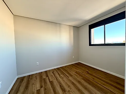 Apartamento 2 Dormitórios, sendo 1 Suíte - Foto 15