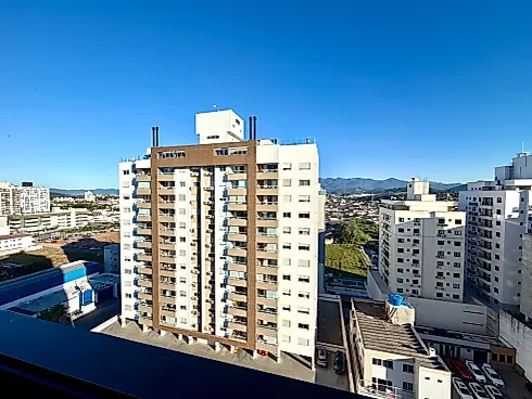 Apartamento 2 Dormitórios, sendo 1 Suíte - Foto 24