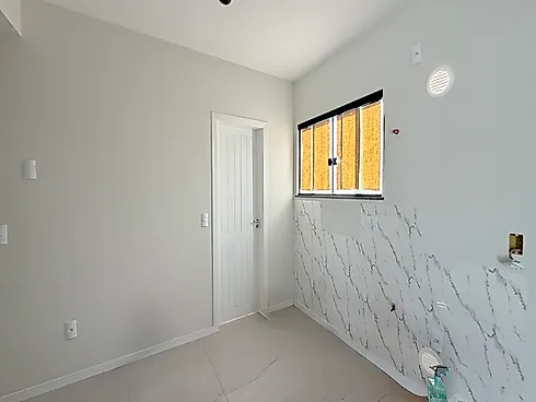 Apartamento 2 Dormitórios, sendo 1 Suíte - Apartamento em Guarda do Cubatão, Palhoça - Foto 2