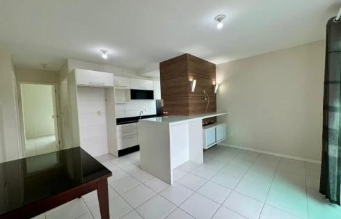 Apartamento com 2 quartos em Aririú, Palhoça