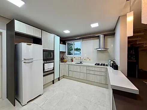 Casa 3 Dormitórios, sendo 3 Suítes - Foto 10
