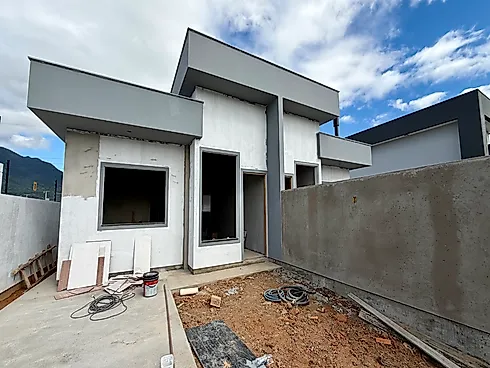 Casa Geminada 2 Dormitórios, sendo 1 Suíte - Casa geminada em Guarda do Cubatão, Palhoça - Foto 2