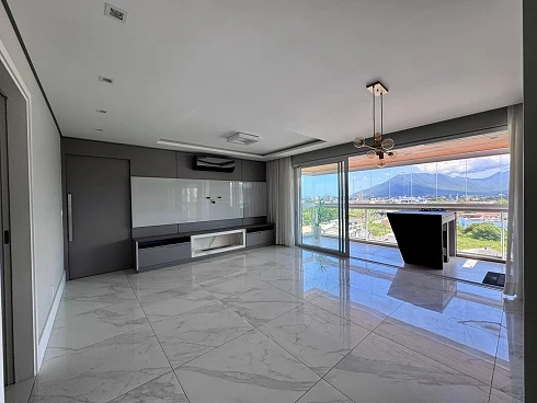 Apartamento com 4 quartos em Pagani, Palhoça