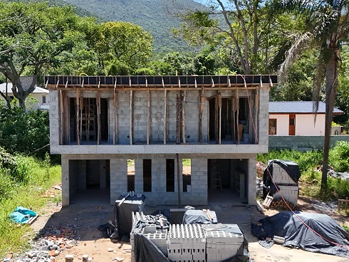 Sobrado Geminado com 2 quartos em Praia de Fora, Palhoça