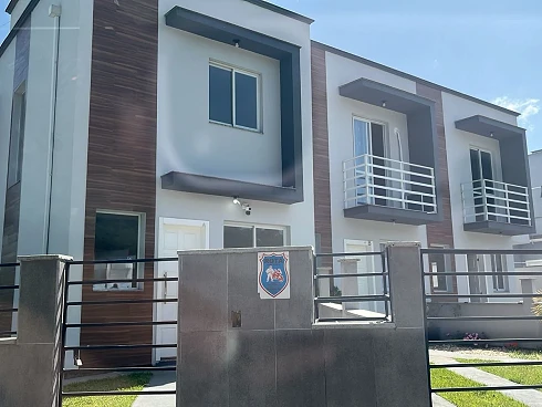 Sobrado 2 Dormitórios, sendo 1 Suíte