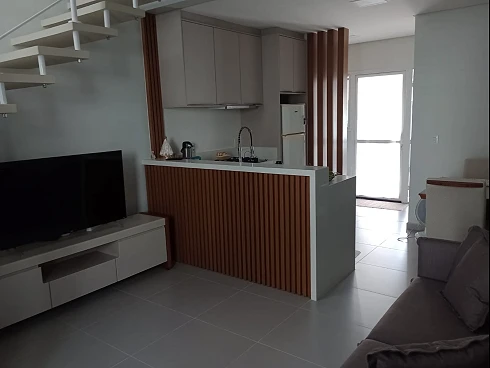 Sobrado Geminado com 2 quartos em São Sebastião, Palhoça