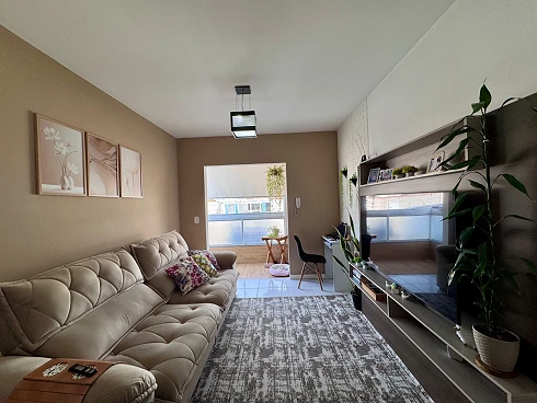 Apartamento com 2 quartos em Aririú, Palhoça