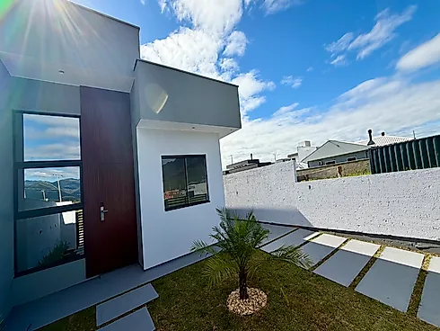 Casa Geminada 2 Dormitórios, sendo 1 Suíte - Casa geminada em Guarda do Cubatão, Palhoça - Foto 2