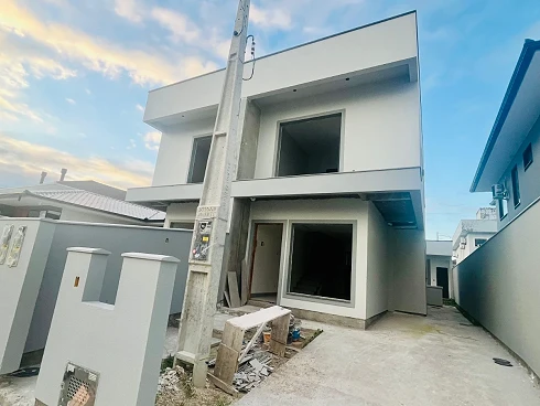 Sobrado geminado em Nova Palhoça, Palhoça