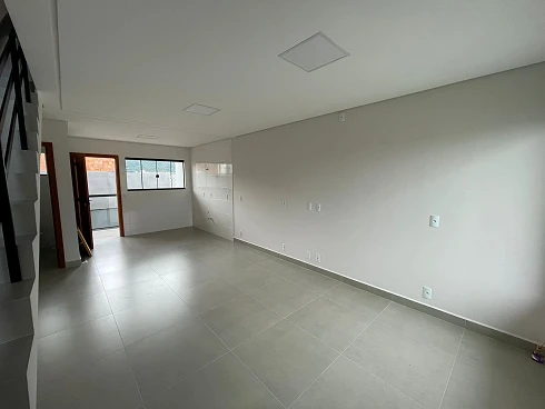 Sobrado geminado em Bela Vista, Palhoça