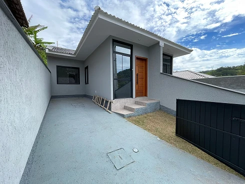 Casa Geminada 2 Dormitórios