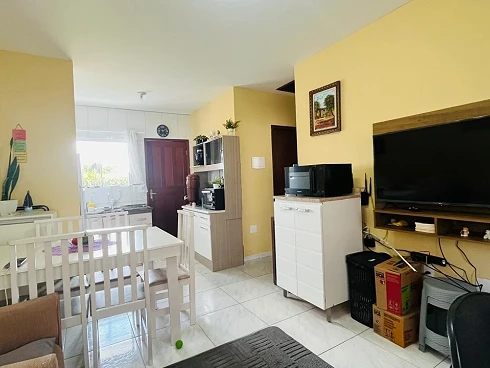 Casa Geminada 2 Dormitórios