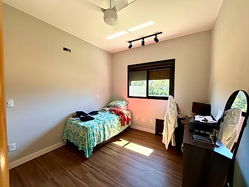 Casa 3 Dormitórios, sendo 1 Suíte - Foto 13