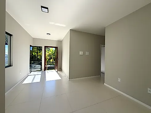 Casa Geminada 2 Dormitórios, sendo 1 Suíte - Casa geminada em Bela Vista, Palhoça - Foto 5
