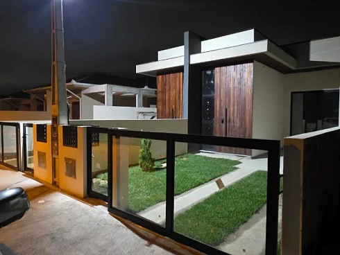 Casa geminada em Forquilhas, São José