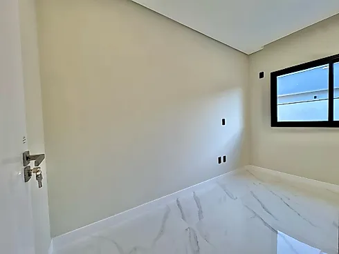 Casa 3 Dormitórios, sendo 1 Suíte - Foto 9
