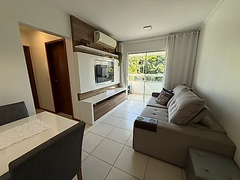 Apartamento 2 Dormitórios, sendo 1 Suíte