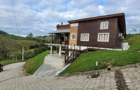 Casa 3 Dormitórios, sendo 1 Suíte - Foto 3