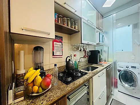 Apartamento 2 Dormitórios, sendo 1 Suíte - Foto 8