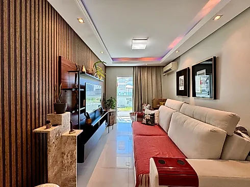 Apartamento 2 Dormitórios, sendo 1 Suíte