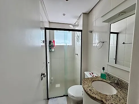 Apartamento 2 Dormitórios, sendo 1 Suíte - Foto 12