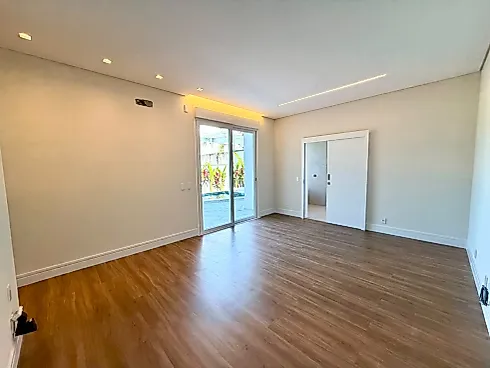 Casa Térrea 3 Dormitórios, sendo 1 Suíte Master com Hidro - Foto 18