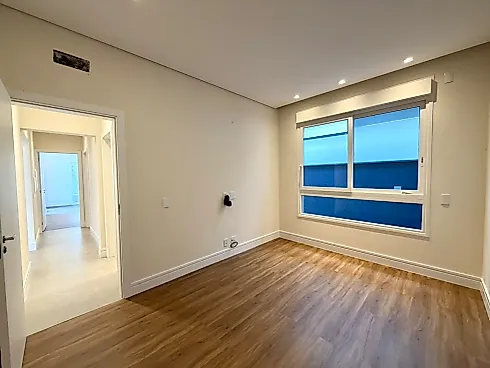 Casa Térrea 3 Dormitórios, sendo 1 Suíte Master com Hidro - Foto 12