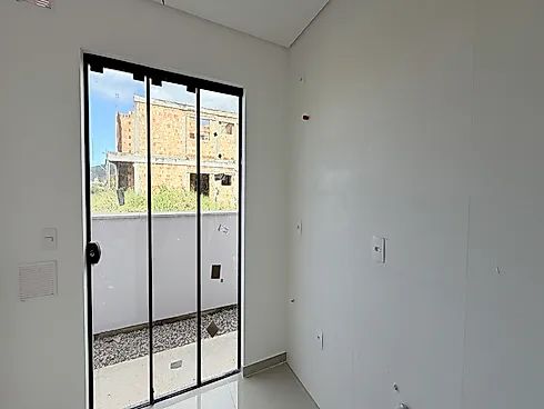 Apartamento 2 Dormitórios, sendo 1 Suíte - Apartamento em Guarda do Cubatão, Palhoça - Foto 4