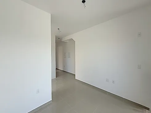 Apartamento 2 Dormitórios, sendo 1 Suíte - Apartamento em Guarda do Cubatão, Palhoça - Foto 2