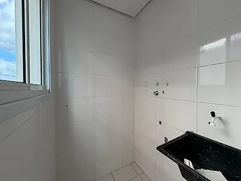 Apartamento 3 Dormitórios, sendo 1 Suíte - Foto 9
