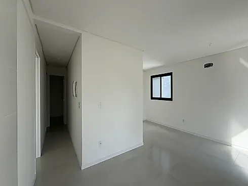 Apartamento 2 Dormitórios, sendo 1 Suíte - Foto 7