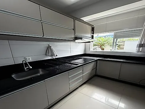 Sobrado geminado em Nova Palhoça, Palhoça