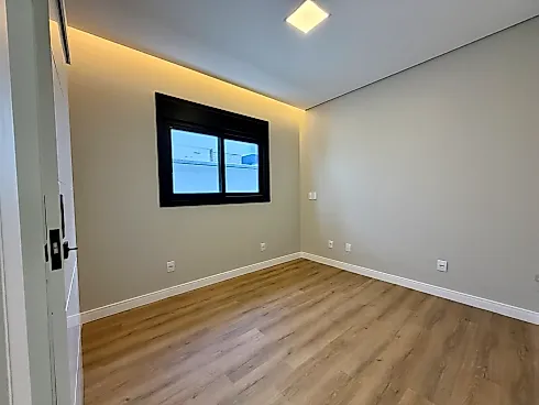 Casa 3 Dormitórios, sendo 1 Suíte e 2 Demi-Suítes - Foto 11