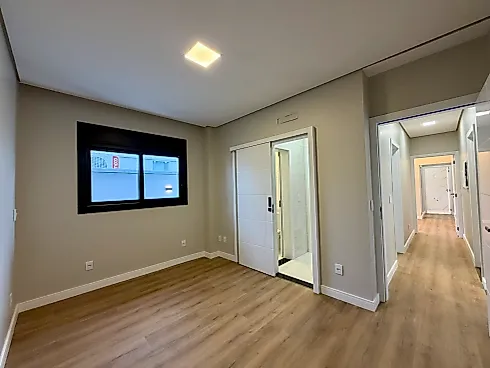 Casa 3 Dormitórios, sendo 1 Suíte e 2 Demi-Suítes - Foto 8