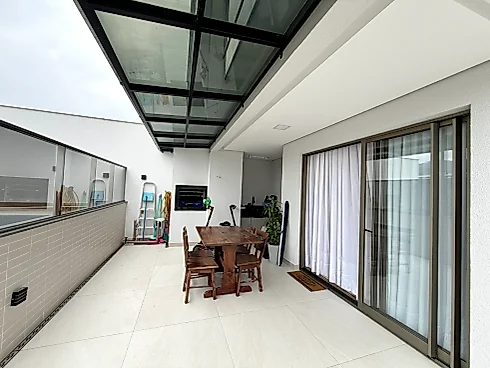 Apartamento 2 Dormitórios, sendo 1 Suíte - Foto 18