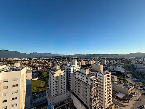 Apartamento 2 Dormitórios, sendo 1 Suíte - Foto 15